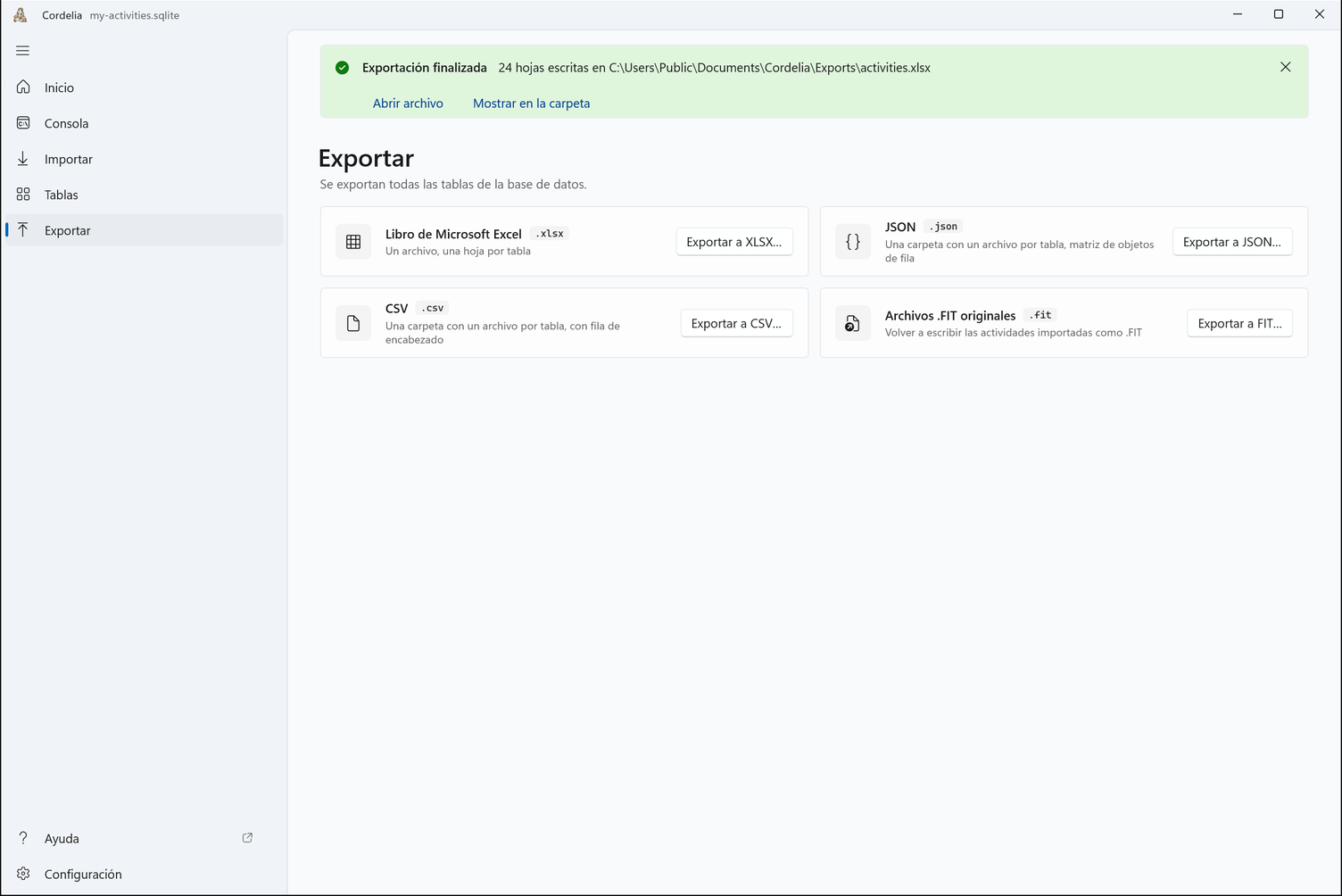 La página Exportar con sus cuatro formatos, bajo un aviso verde: Exportación finalizada, 24 hojas escritas en activities.xlsx, con Abrir archivo y Mostrar en la carpeta.